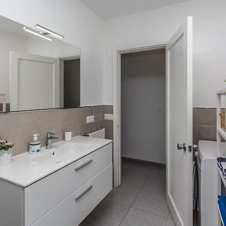 Mayan Lägenhet Puerto del Carmen (Lanzarote)